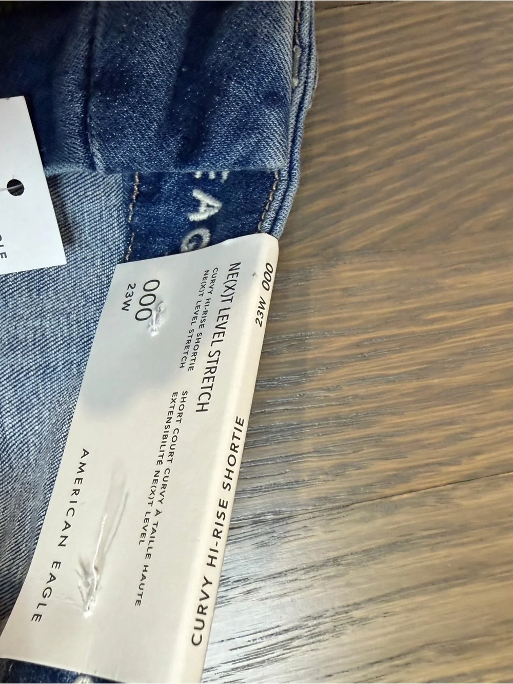 American Eagle Outfitters Medium Blue Cropped Stretch Jeans